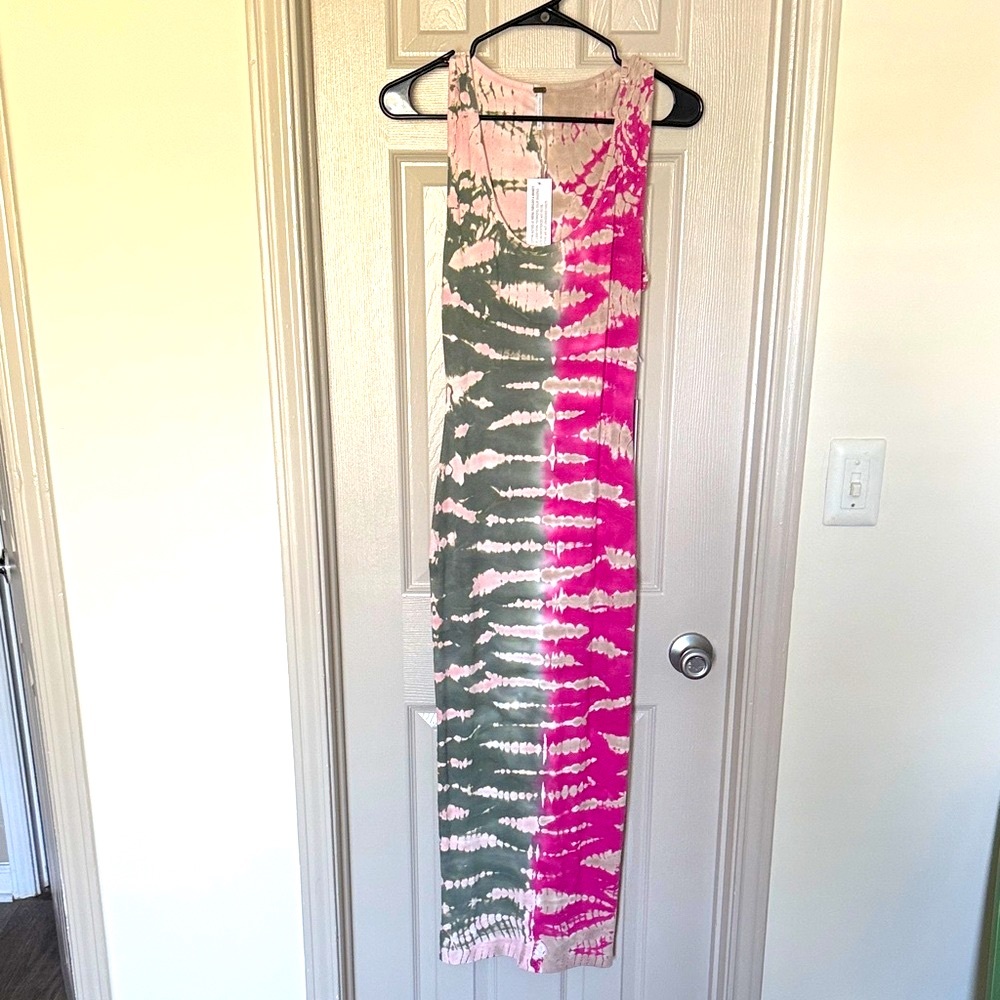 NWT Young Fabulous & Broke Pink and Green Maxi Dress! Size Medium